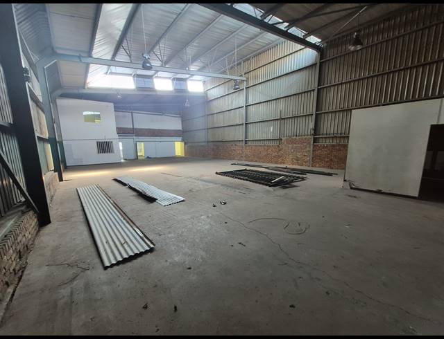 397M² WAREHOUSE TO LET IN BENROSE